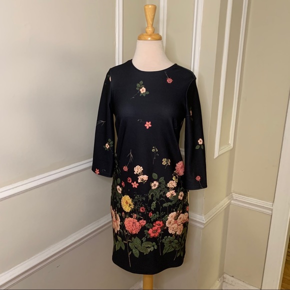 ASOS Dresses & Skirts - SALE! ASOS Perfect Floral Holiday Shift Dress!🥰🌟